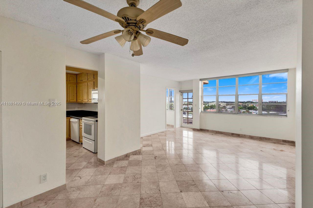 CRESTVIEW TOWERS CONDO - Residential
