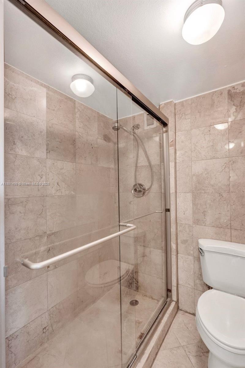 CRESTVIEW TOWERS CONDO - Residential