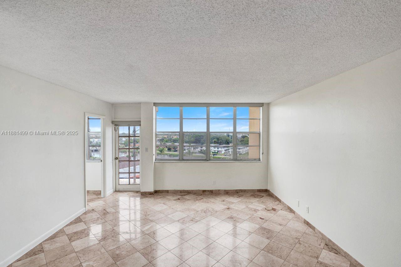 CRESTVIEW TOWERS CONDO - Residential