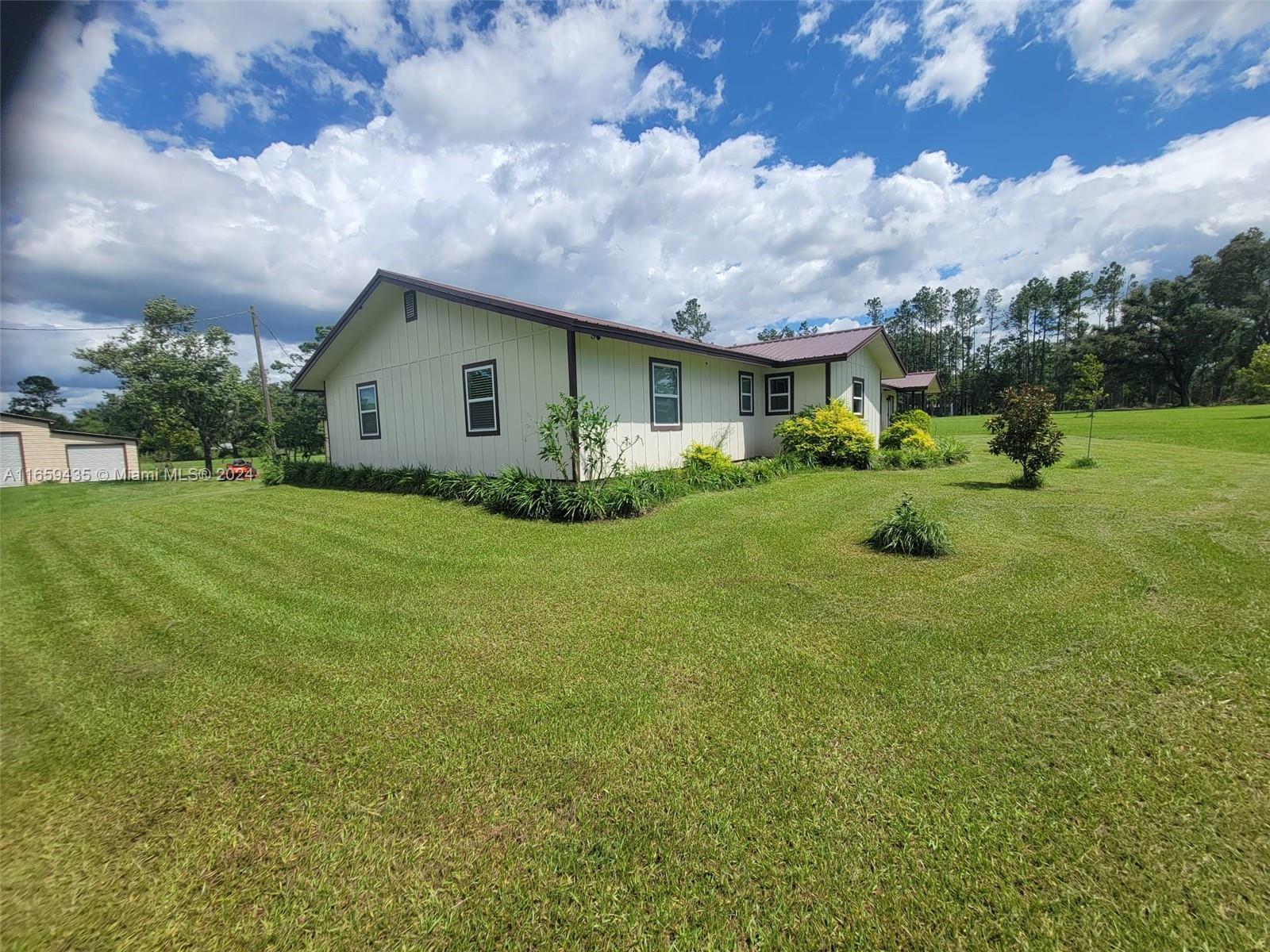 OUT OF SUBDIVISION - Residential