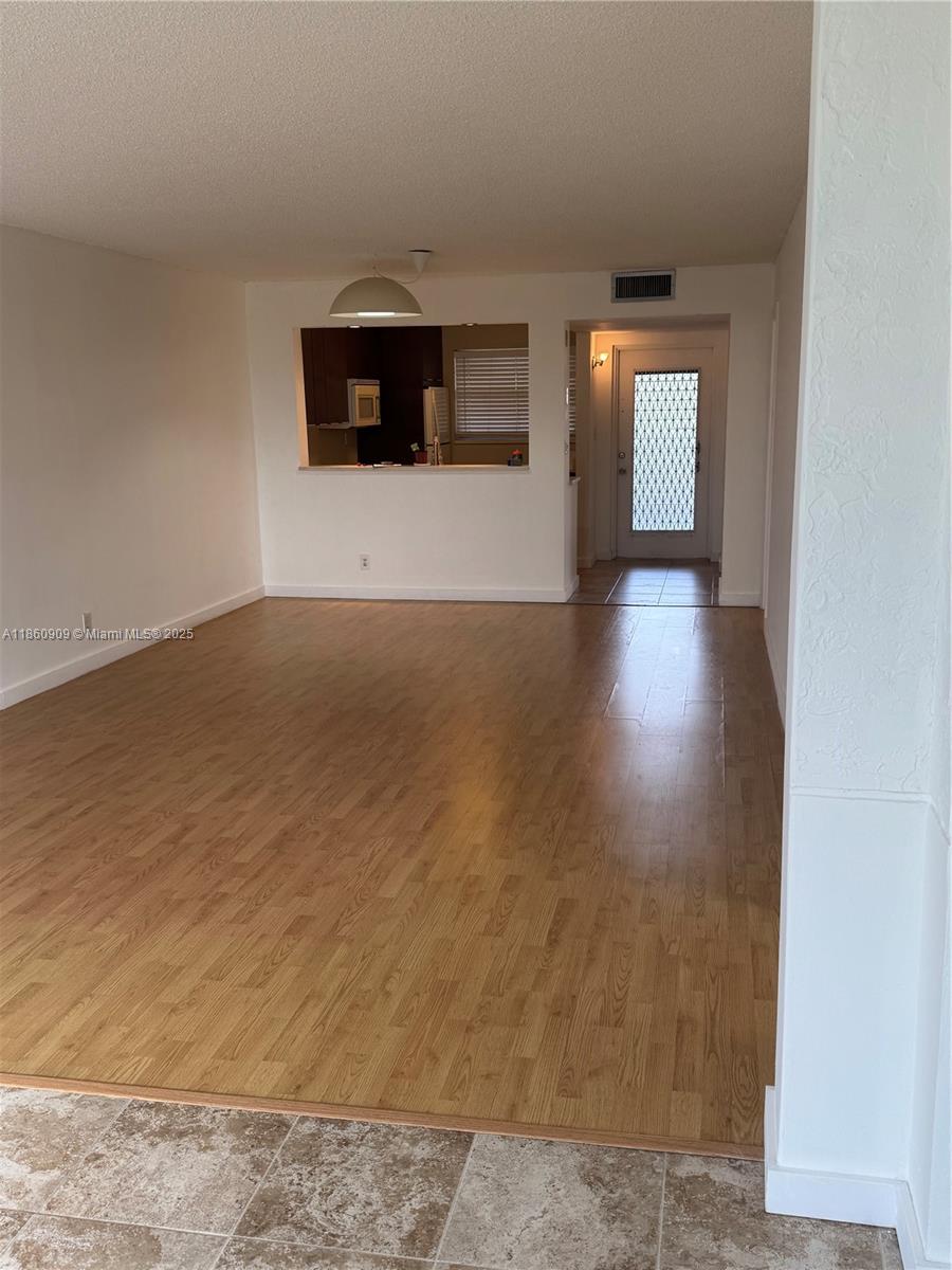 CONDO 1 OF SABAL PALM CON - Residential Lease