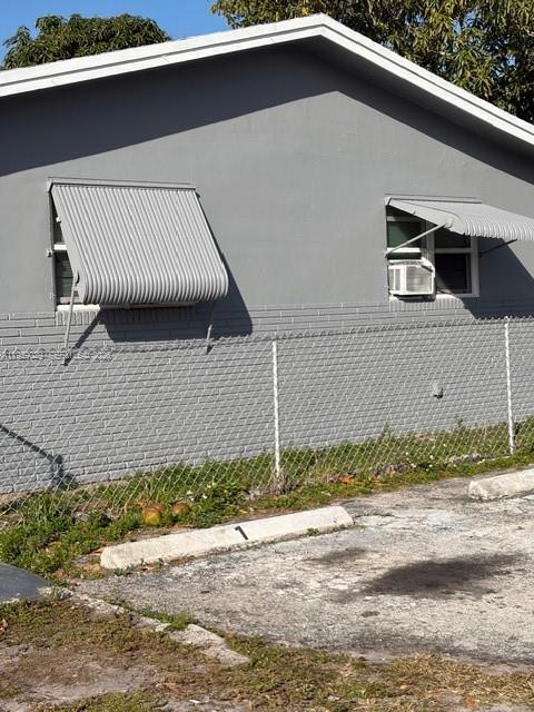 FLORAL HEIGHTS - Residential Income