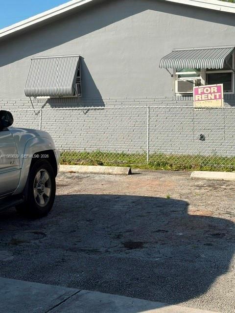 FLORAL HEIGHTS - Residential Income