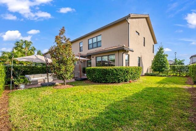 View photos, virtual tours, details... 8251 Cinch Way
