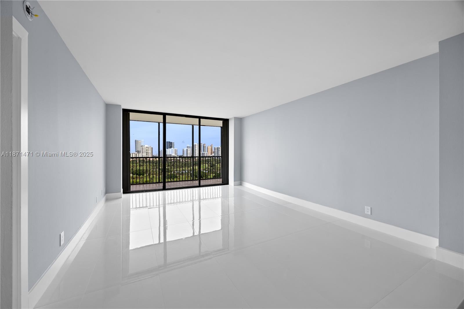 CORONADO CONDO- TOWER II - Residential