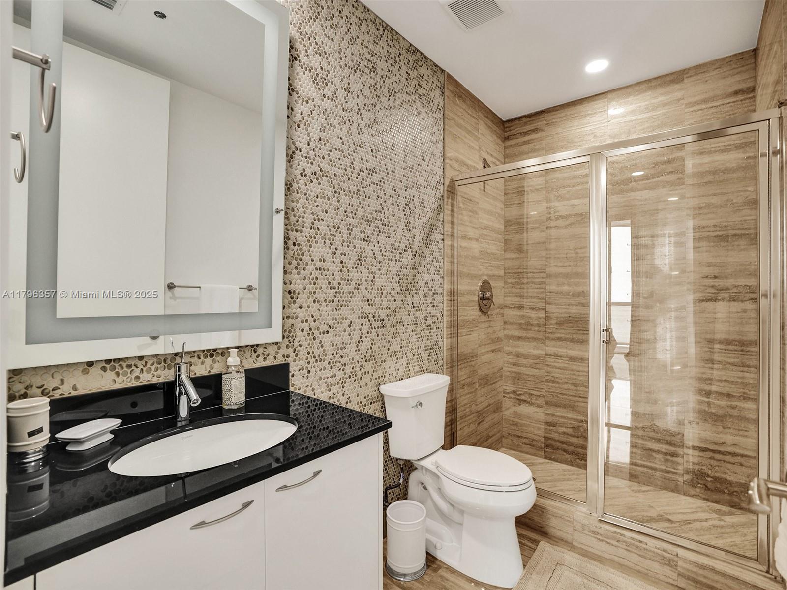 TDR TOWER I CONDO - Residential