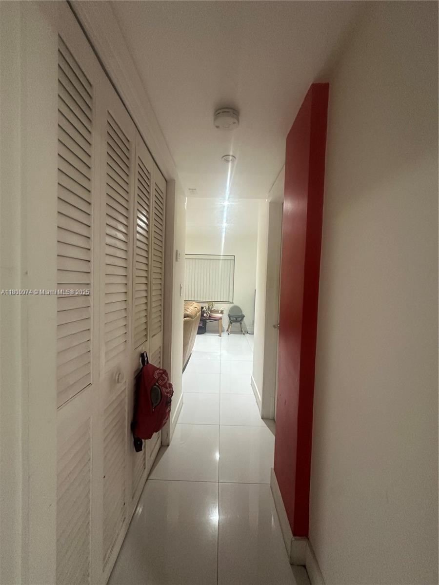 HAMPTON COURT CONDO - Residential