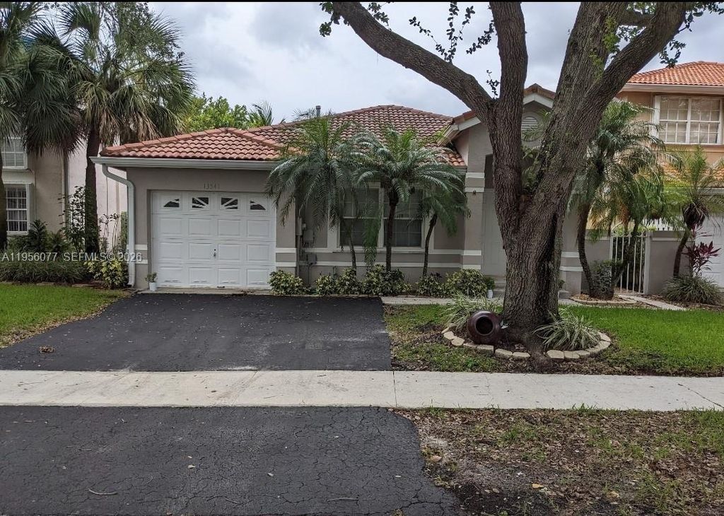 Photo of 13541 NW 5th Ct, Plantation, FL 33325 (MLS # A11956077)