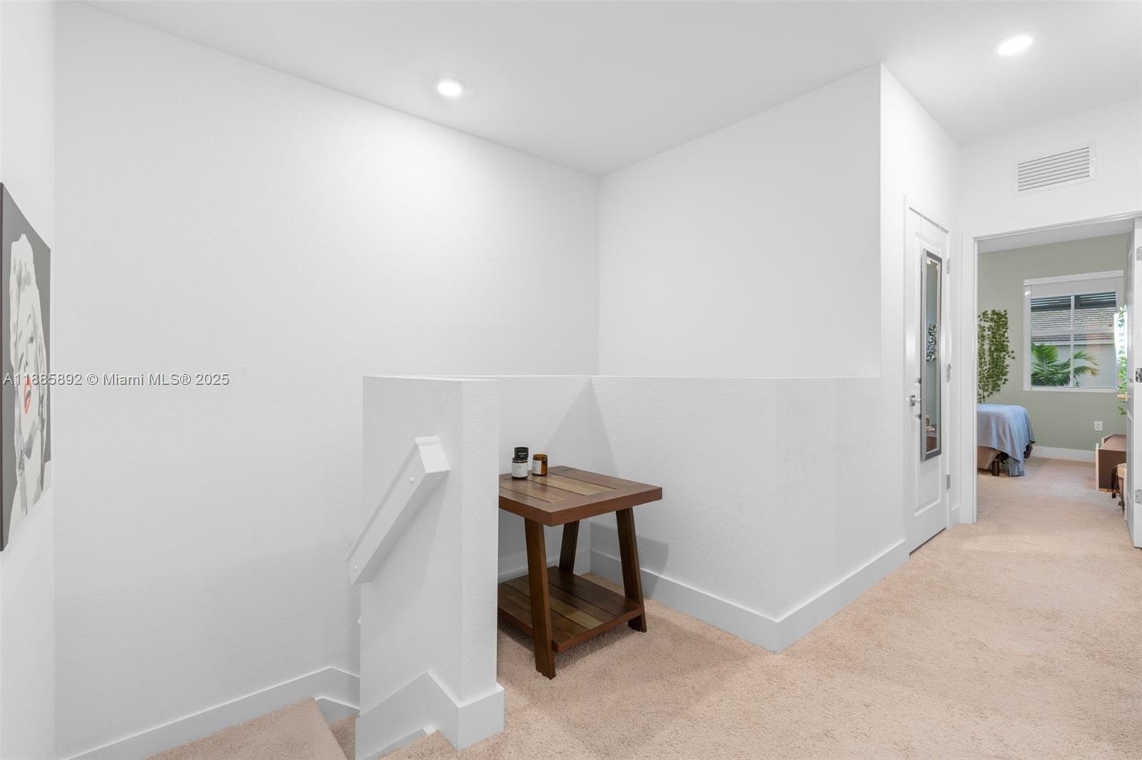 MERRICK SQUARE - Residential