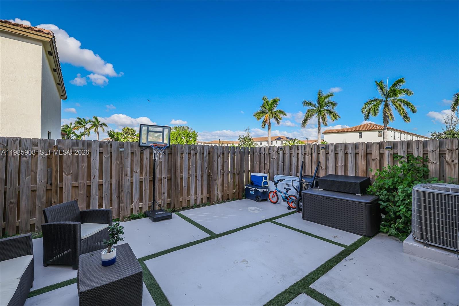 SILVER PALM RESIDENTIAL H - Residential