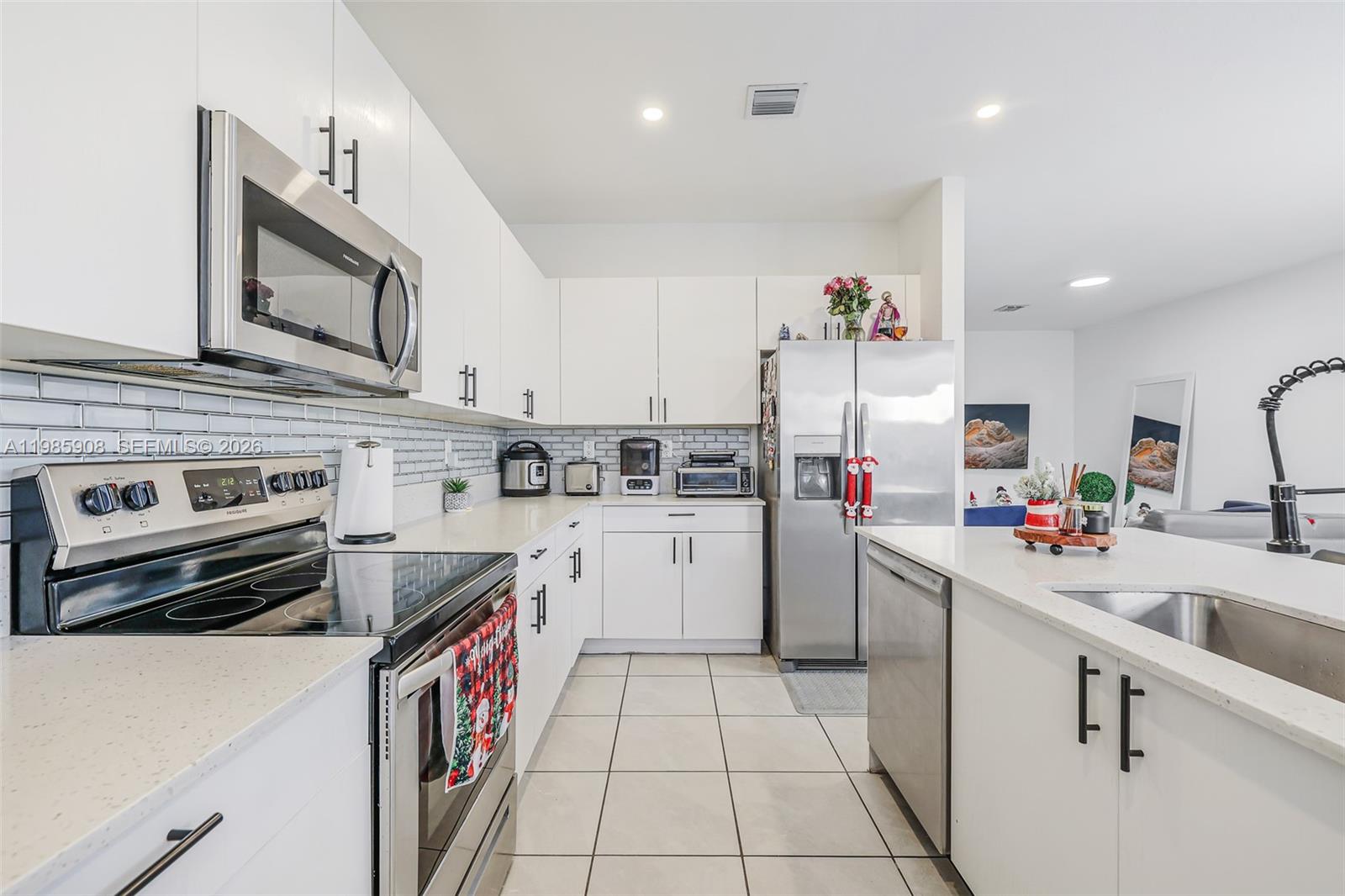 SILVER PALM RESIDENTIAL H - Residential