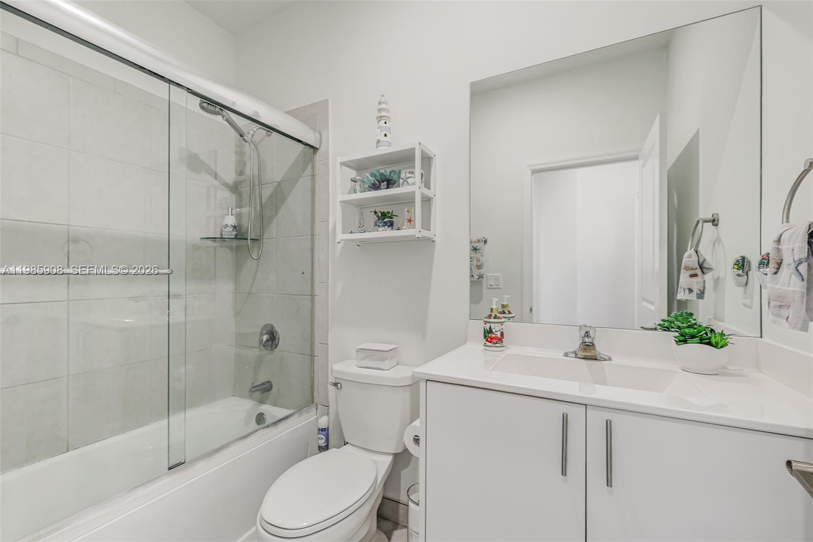 SILVER PALM RESIDENTIAL H - Residential