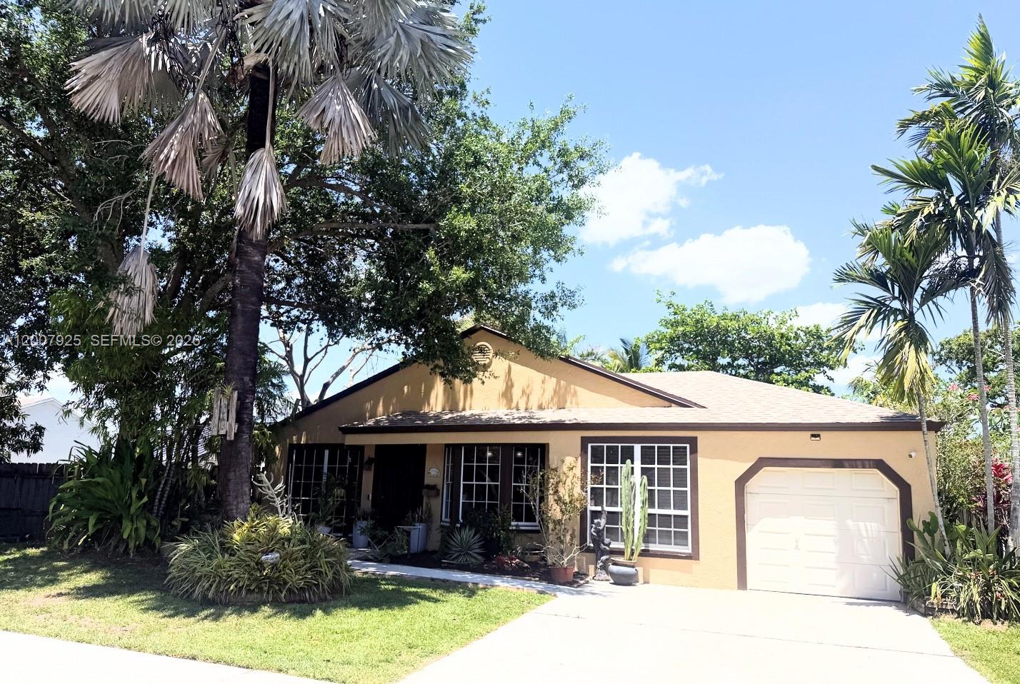 FAMILY HOMES - Residential