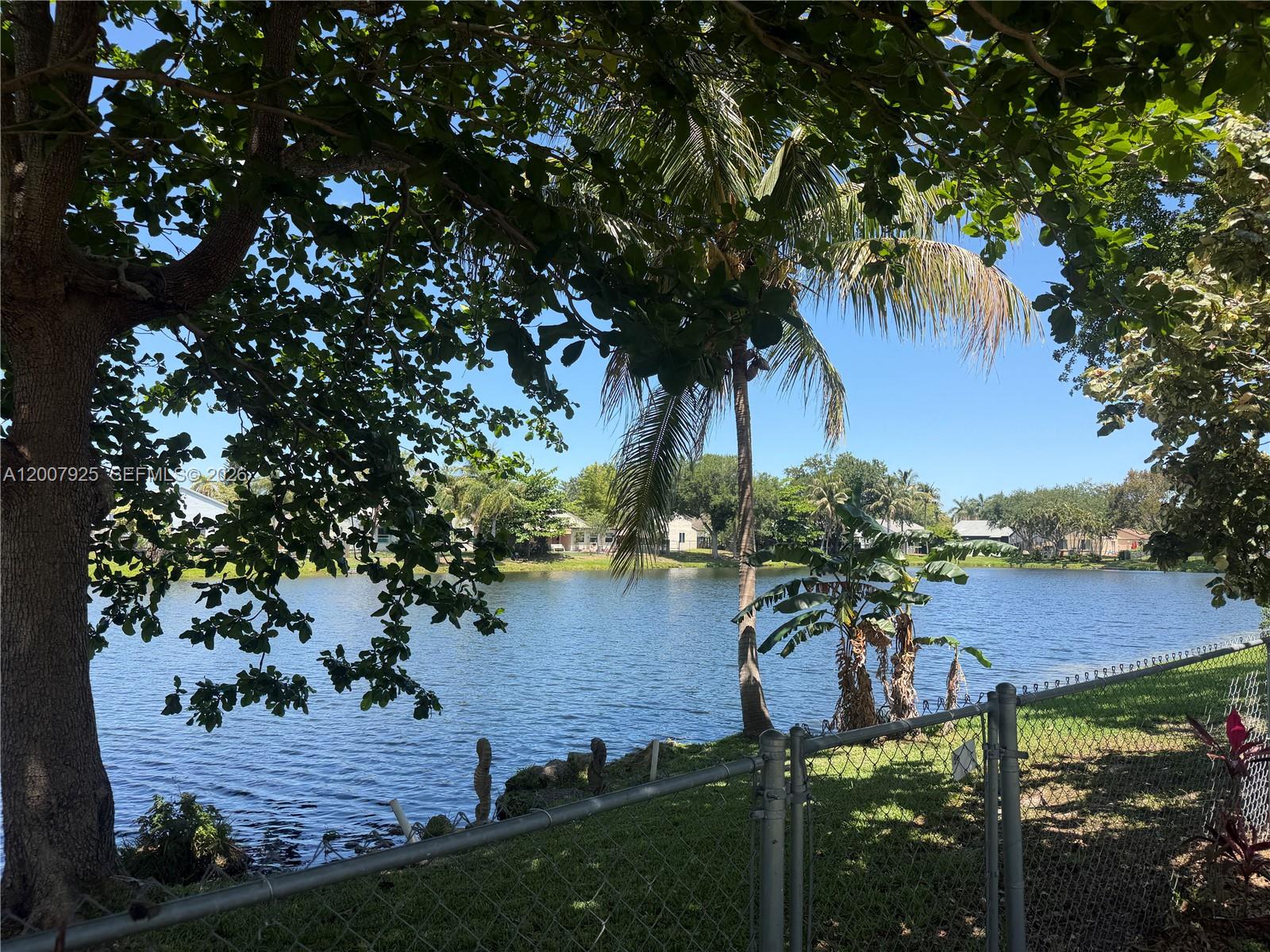 FAMILY HOMES - Residential