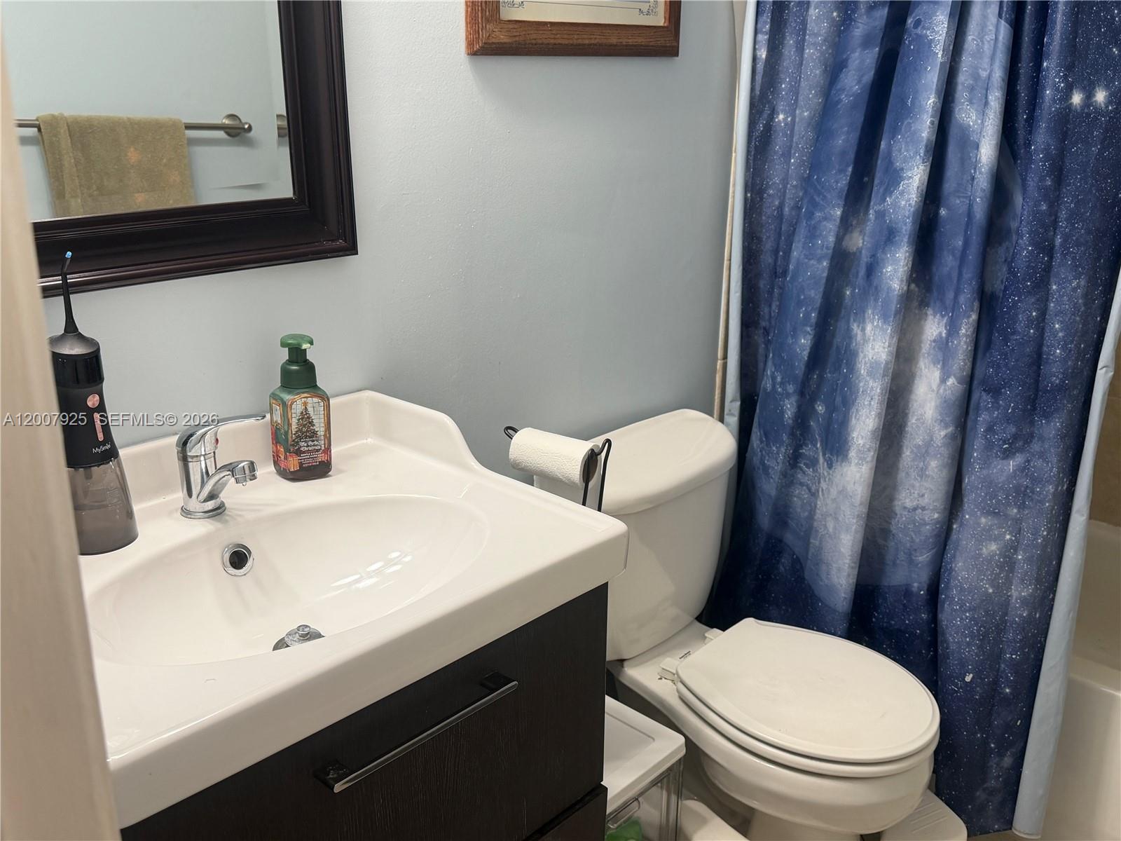 FAMILY HOMES - Residential