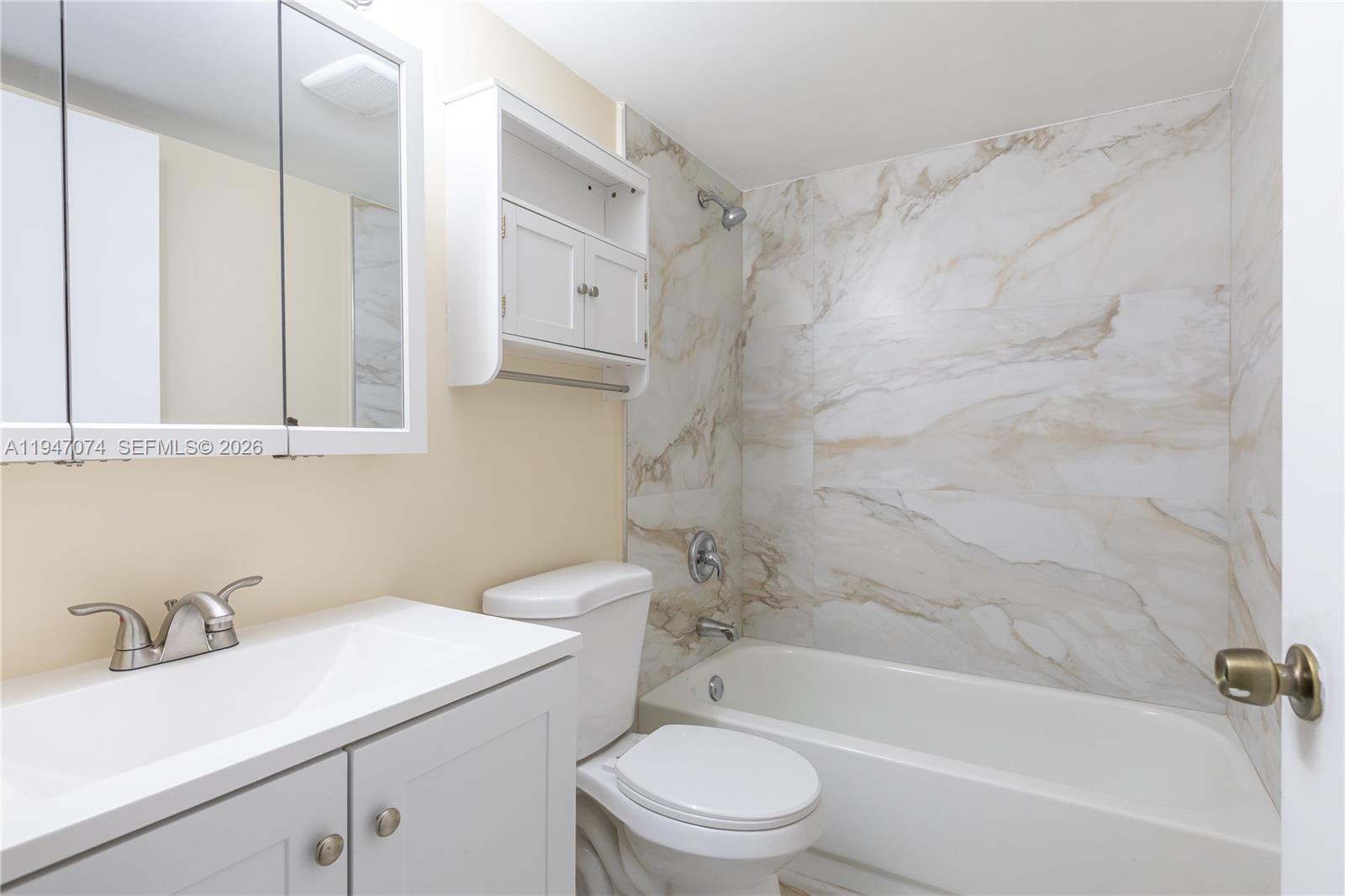 RIVER RUN CONDO PH I - Residential