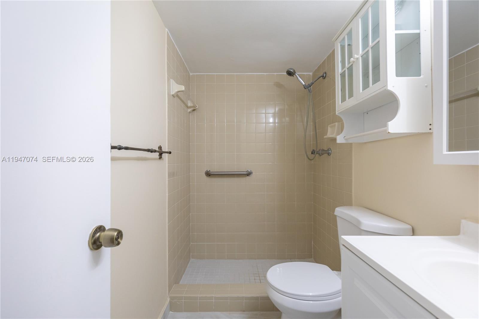 RIVER RUN CONDO PH I - Residential