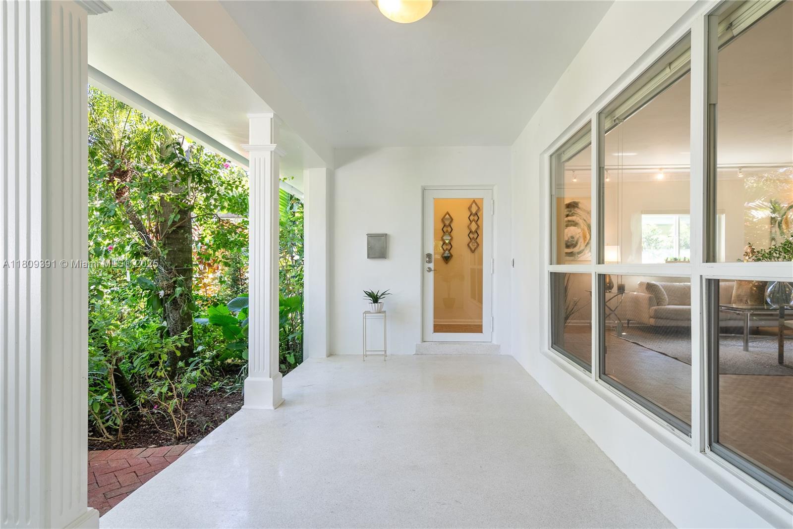 Rental Property at 1284 Ne 94th St 1284, Miami Shores, Miami-Dade County, Florida - Bedrooms: 5 
Bathrooms: 4  - $10,000 MO.