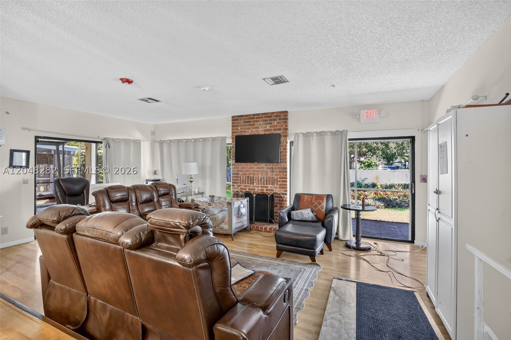 12104 Landing Way