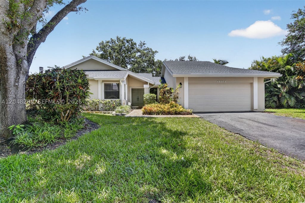 Photo of 12104 Landing Way, Cooper City, FL 33026 (MLS # A12048282)