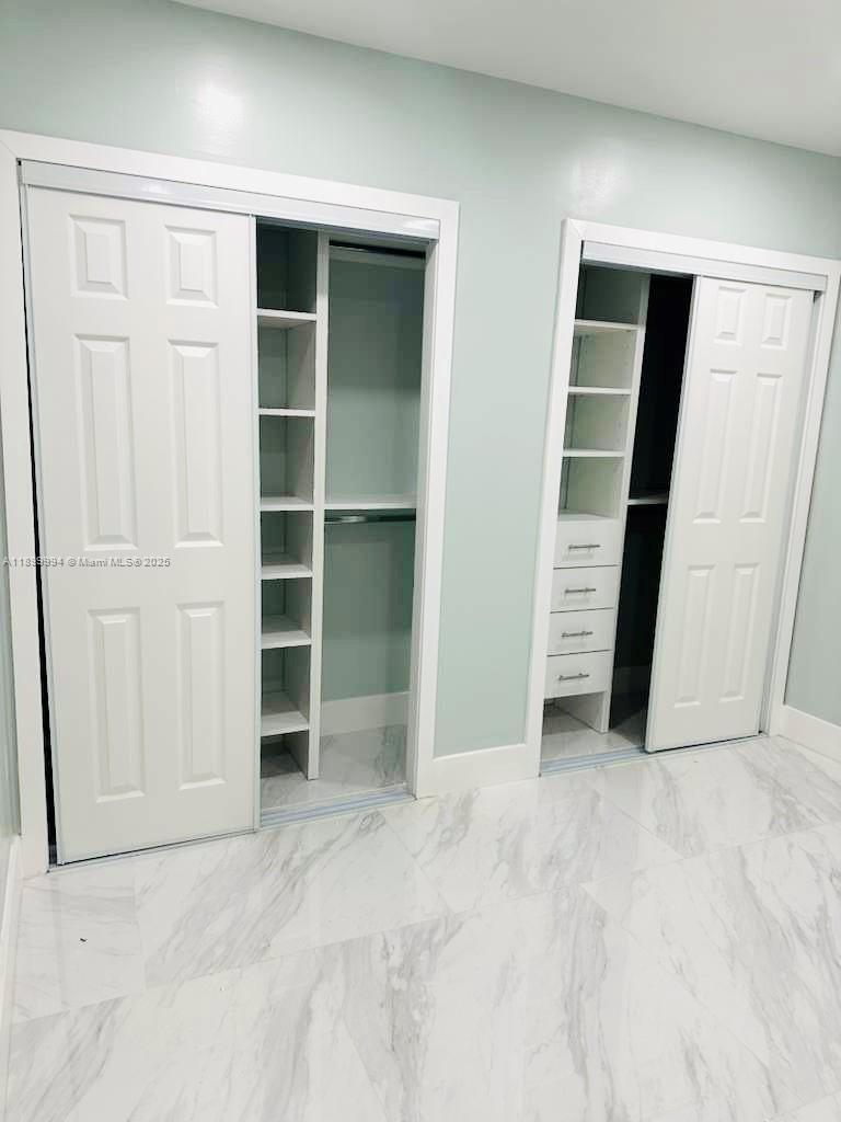 DIXIE HEIGHTS GARDEN - Residential Lease