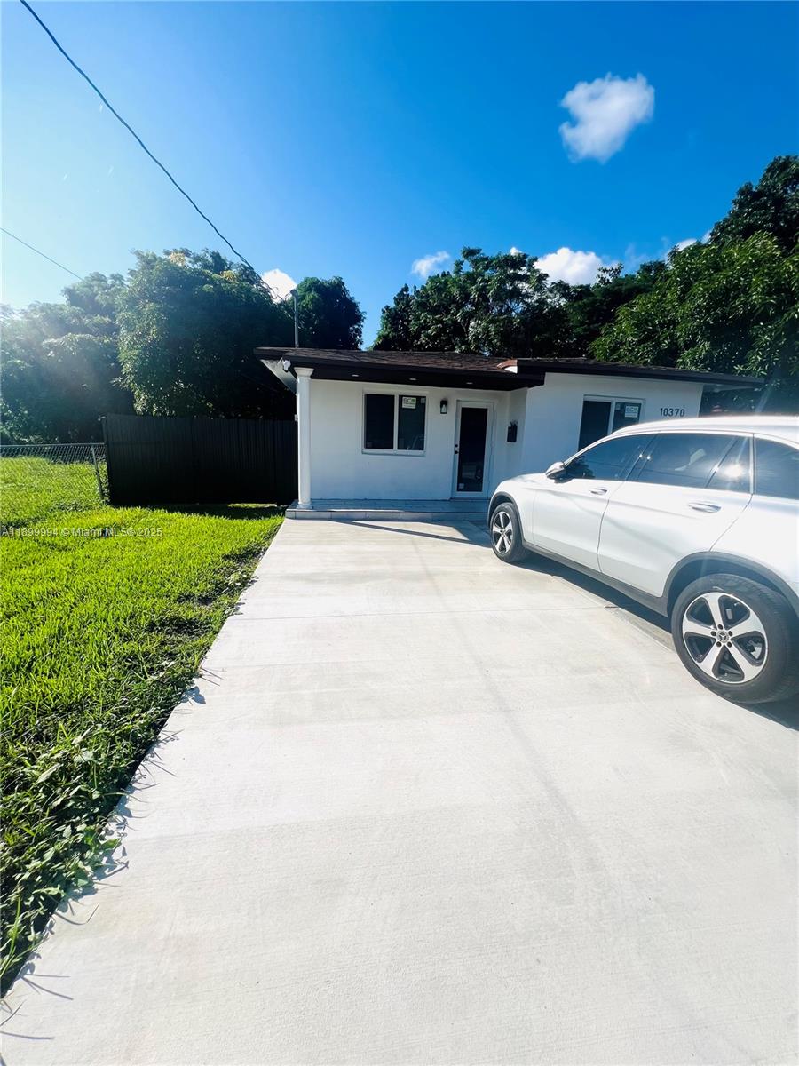 DIXIE HEIGHTS GARDEN - Residential Lease