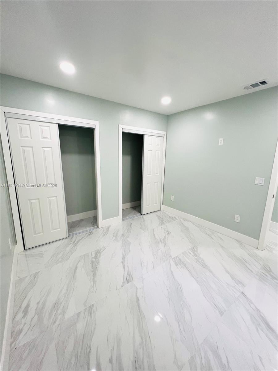 DIXIE HEIGHTS GARDEN - Residential Lease