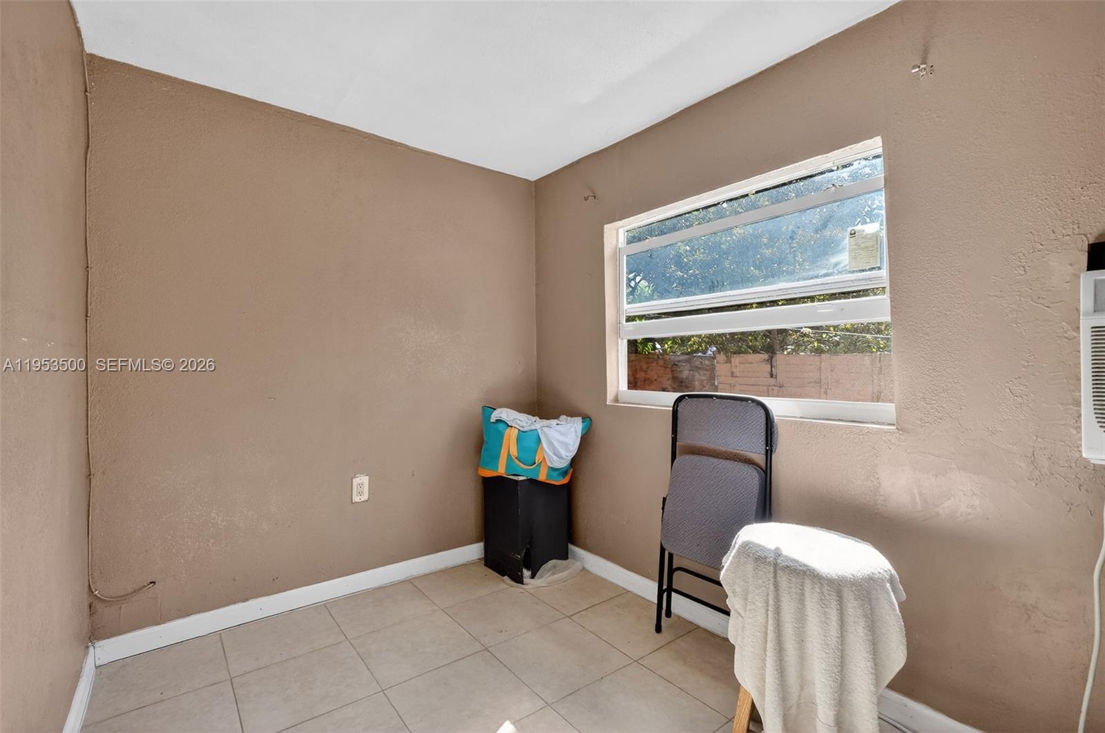 MIAMI HIGHLANDS SEC B - Residential