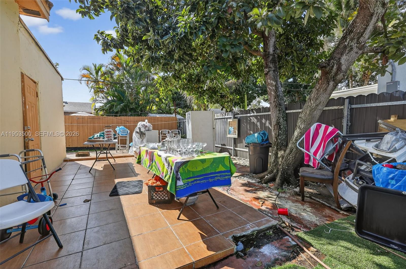 MIAMI HIGHLANDS SEC B - Residential