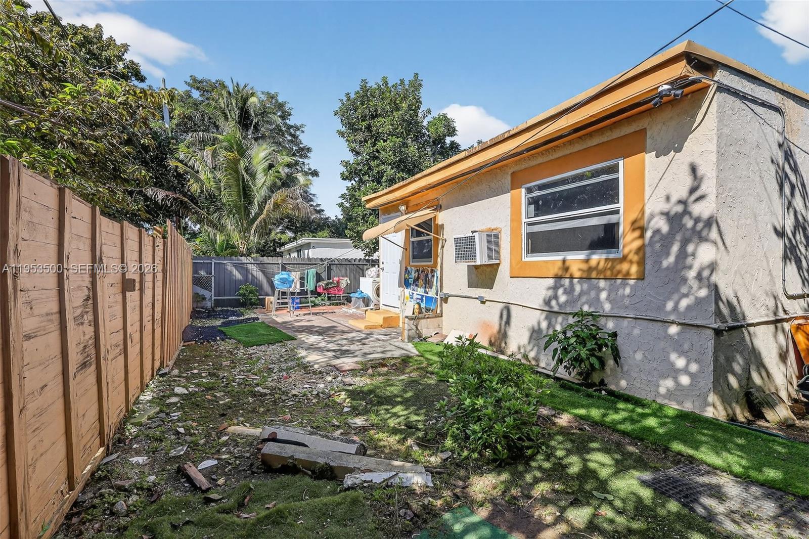 MIAMI HIGHLANDS SEC B - Residential