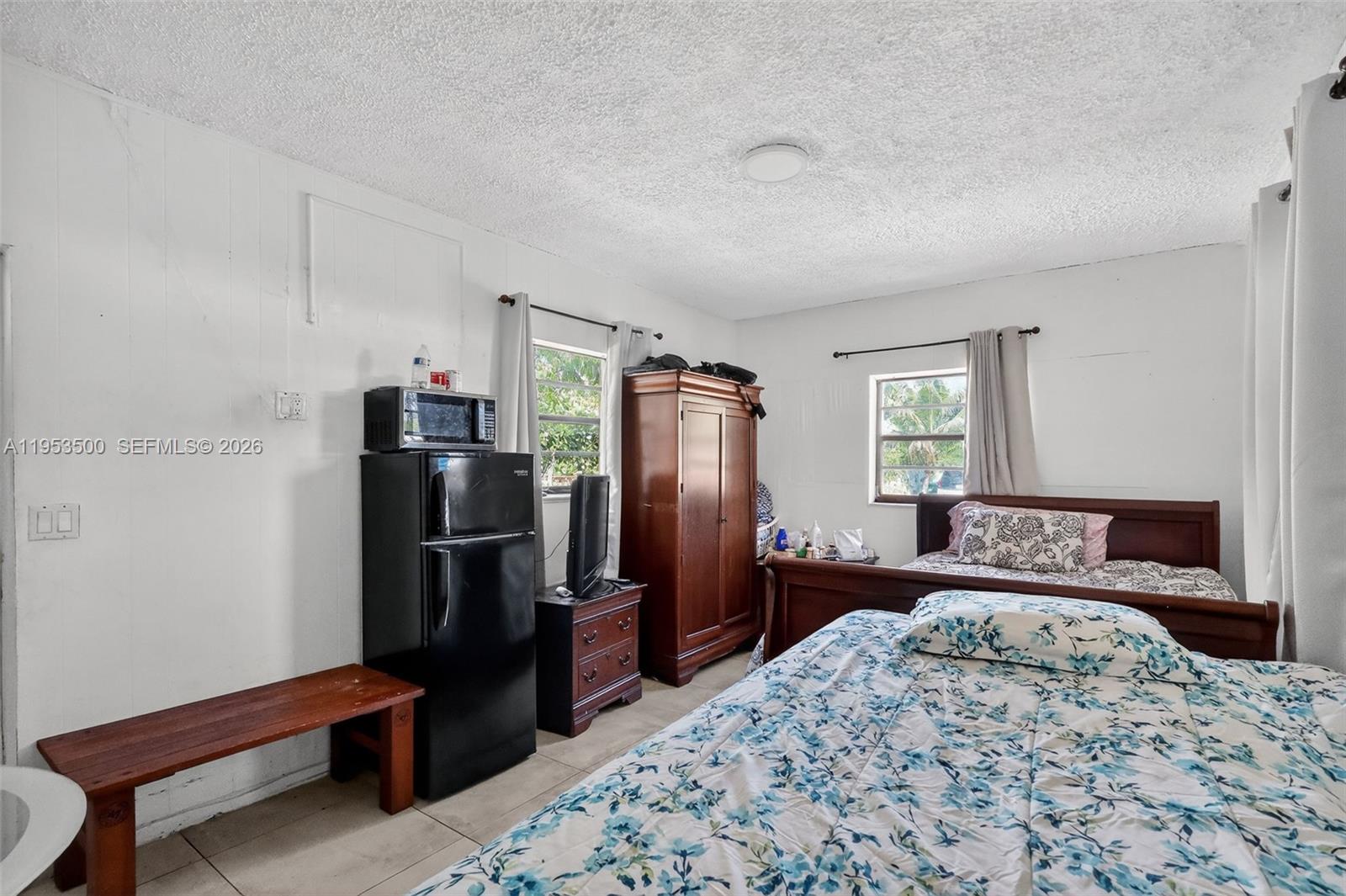 MIAMI HIGHLANDS SEC B - Residential