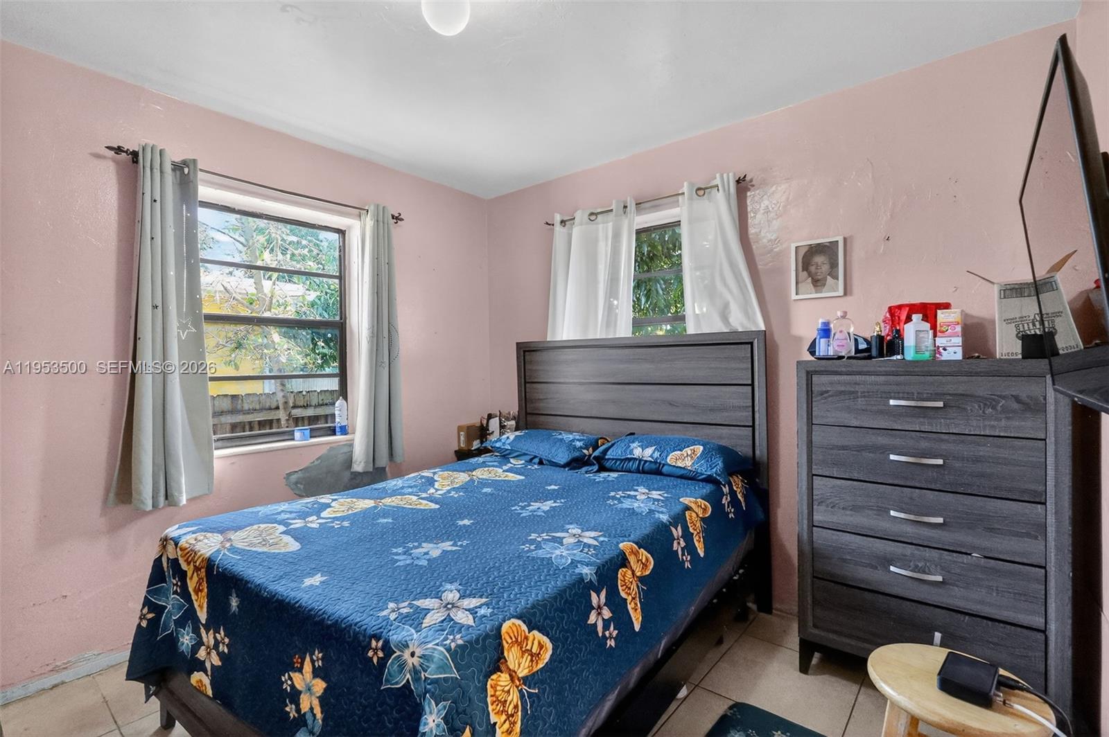 MIAMI HIGHLANDS SEC B - Residential