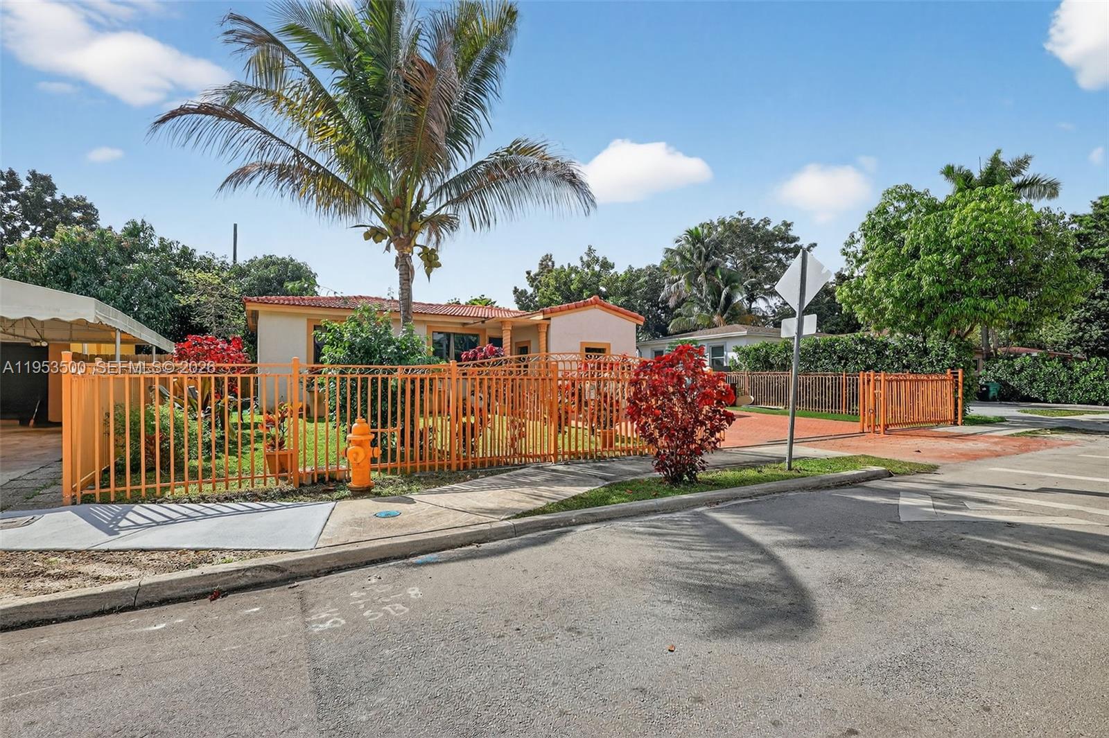 MIAMI HIGHLANDS SEC B - Residential