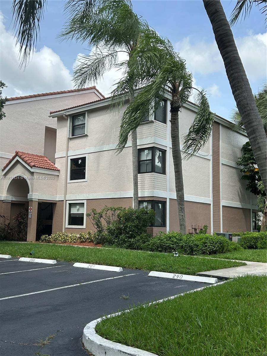 GRAND MARQUIS CONDO HOMES - Residential