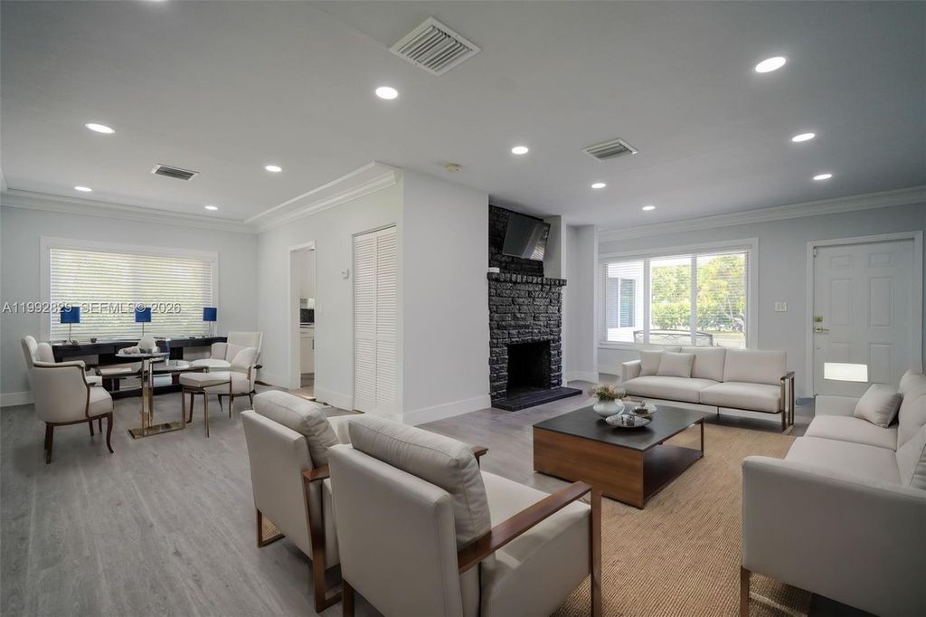 Photo of 8390 SW 64th St, Miami, FL 33143 (MLS # A11992829)