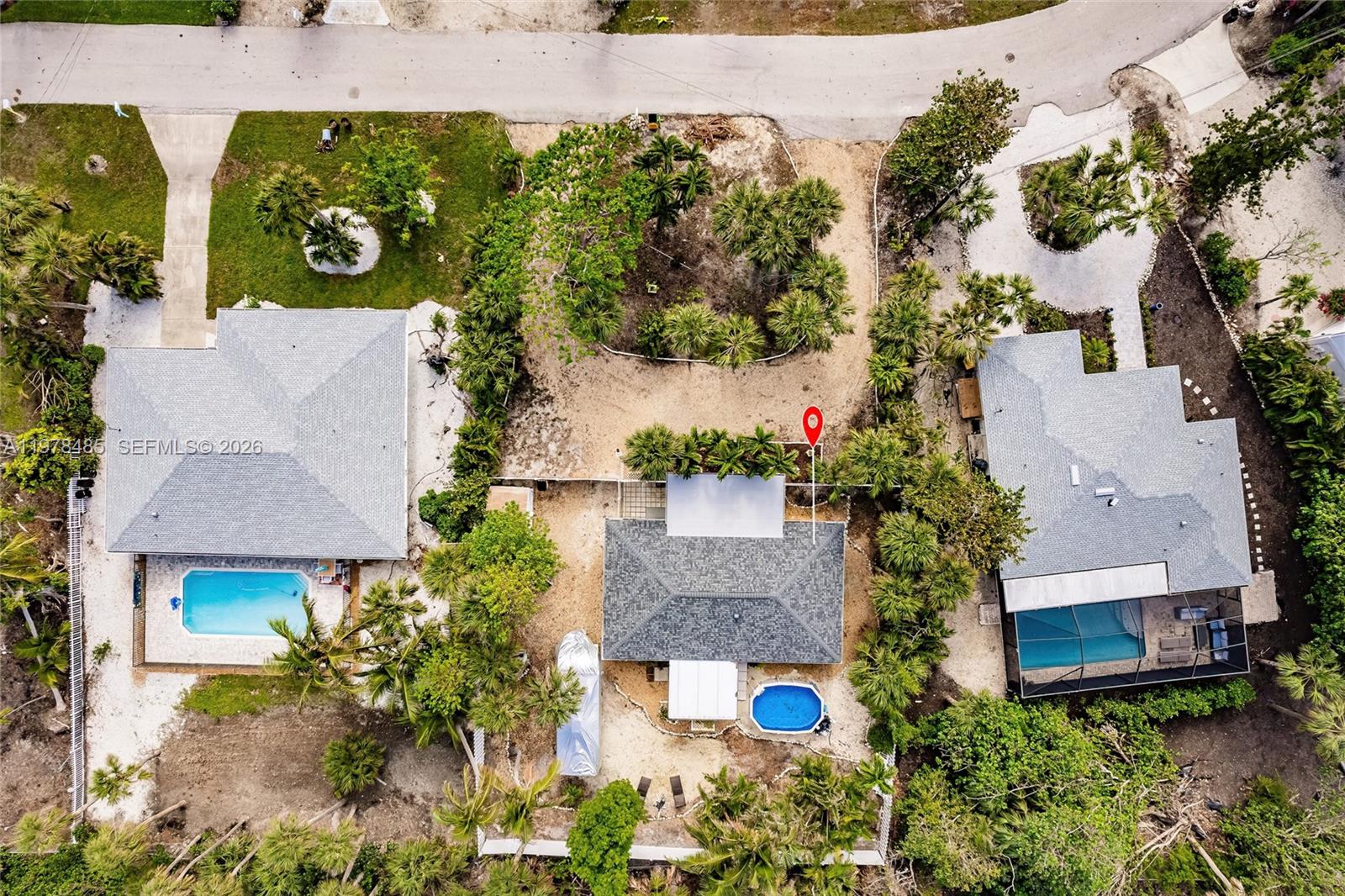 SANIBEL LAKE ESTATES - Residential