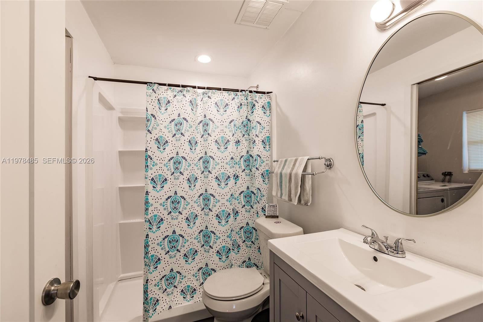 SANIBEL LAKE ESTATES - Residential