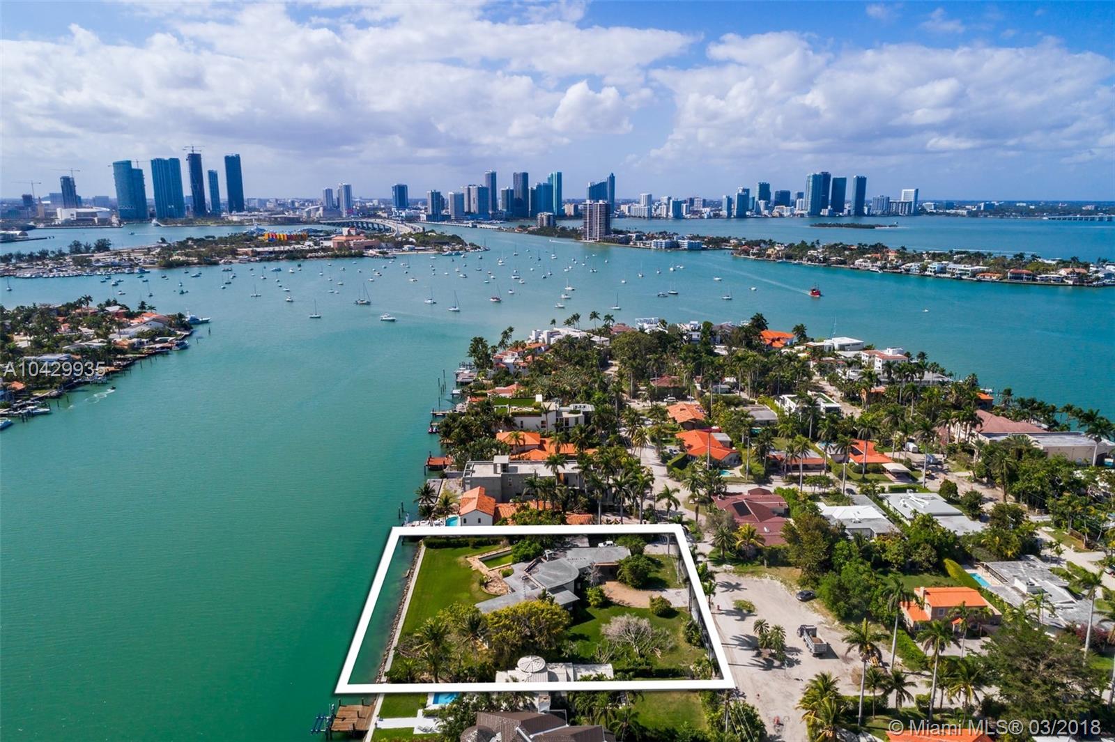 HIBISCUS ISLAND - Land