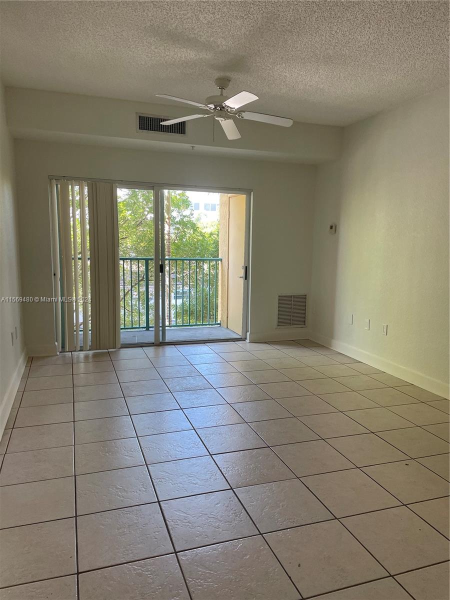 Rental Property at 6001 Sw 70th St 333, South Miami, Miami-Dade County, Florida - Bedrooms: 3 
Bathrooms: 2  - $3,500 MO.