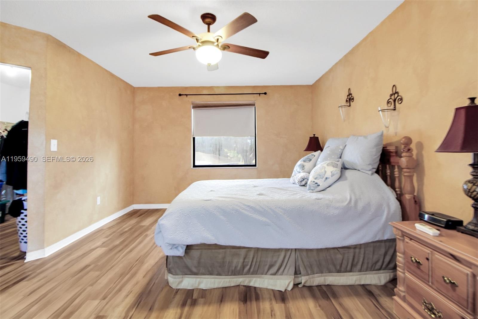 PEMBROKE LAKES SEC THREE - Residential