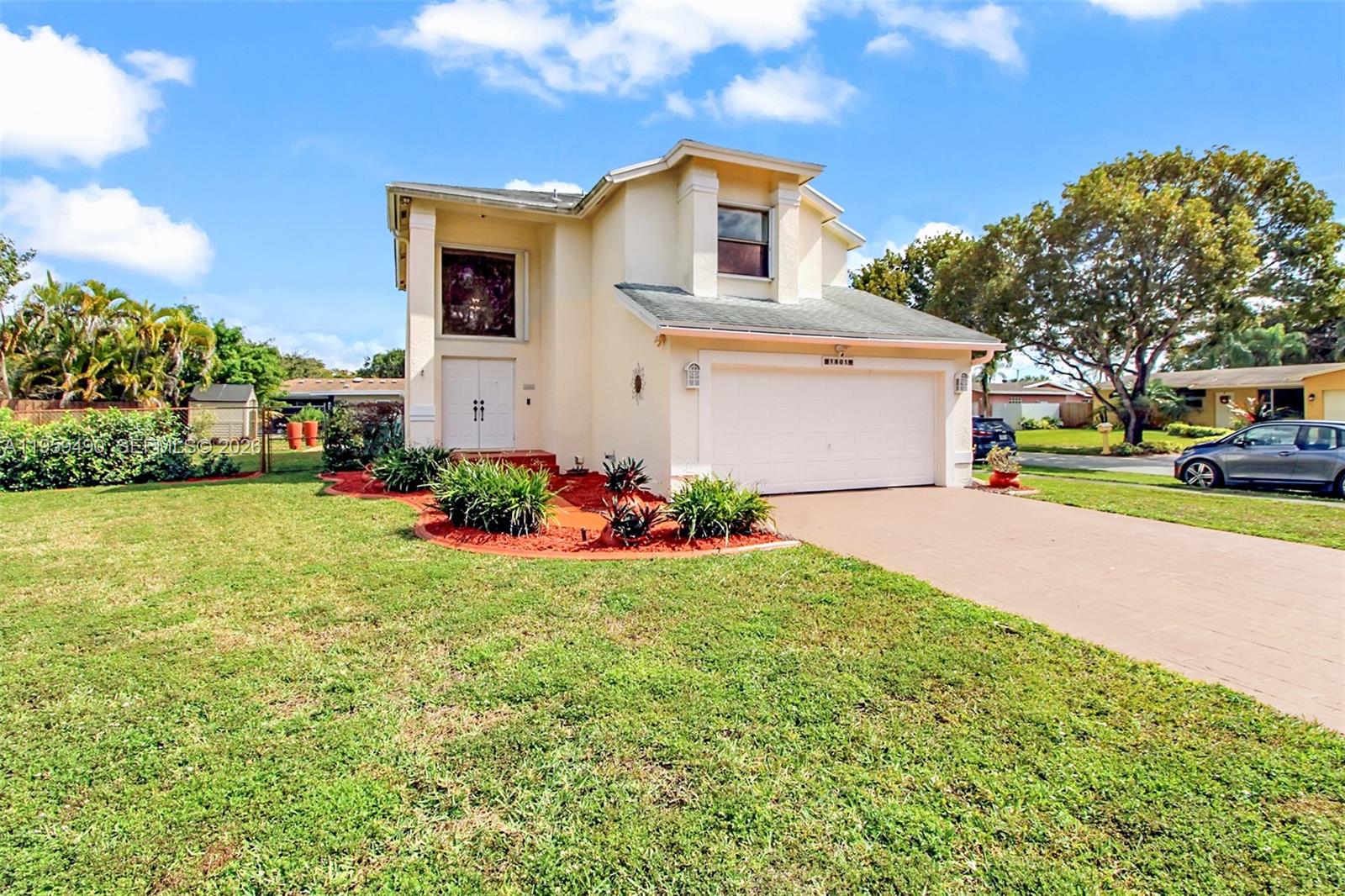 PEMBROKE LAKES SEC THREE - Residential