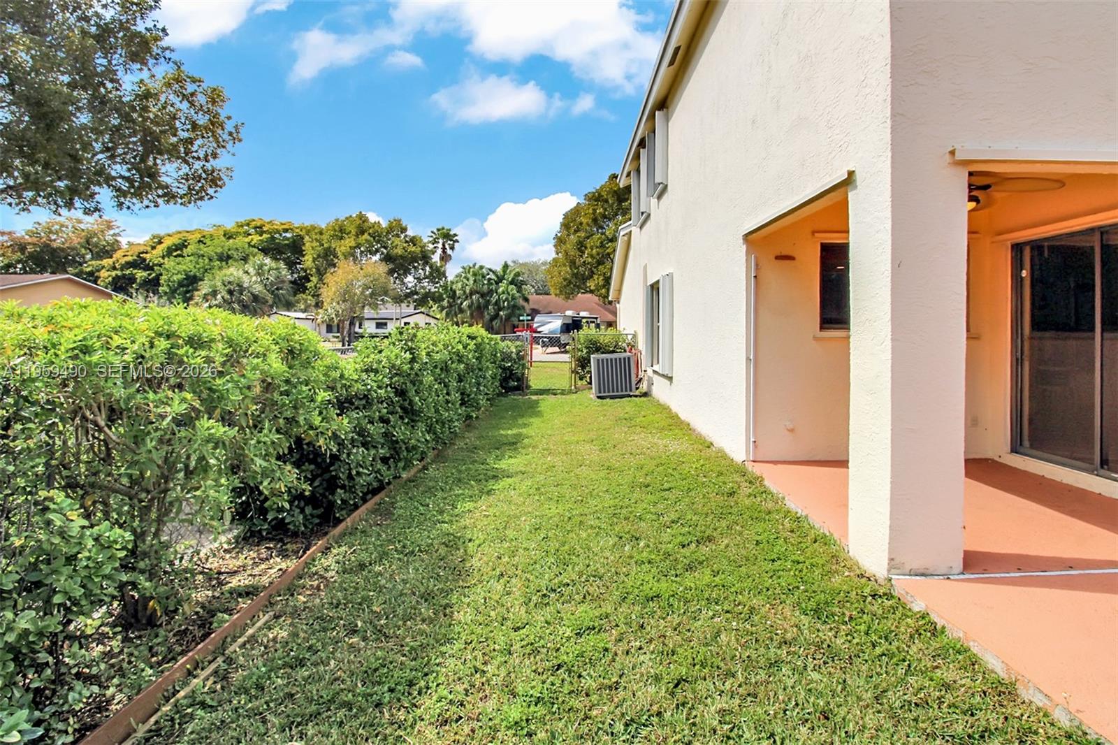 PEMBROKE LAKES SEC THREE - Residential