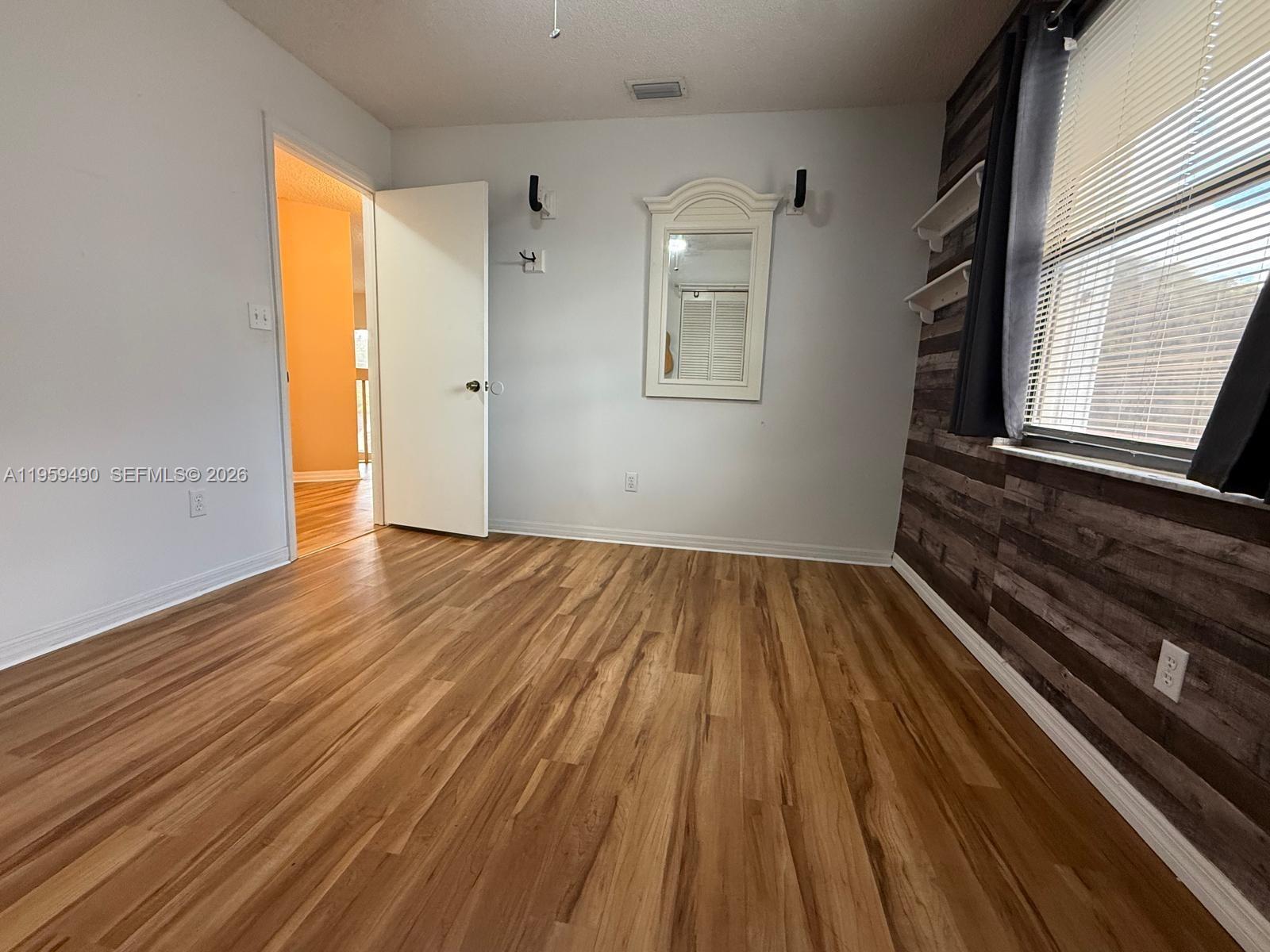 PEMBROKE LAKES SEC THREE - Residential