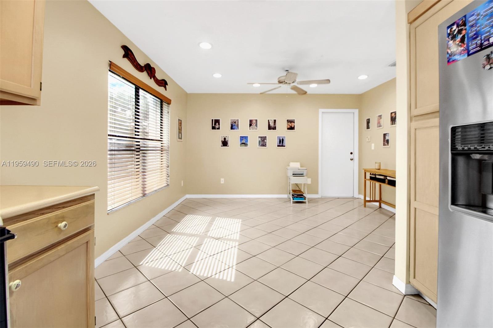 PEMBROKE LAKES SEC THREE - Residential