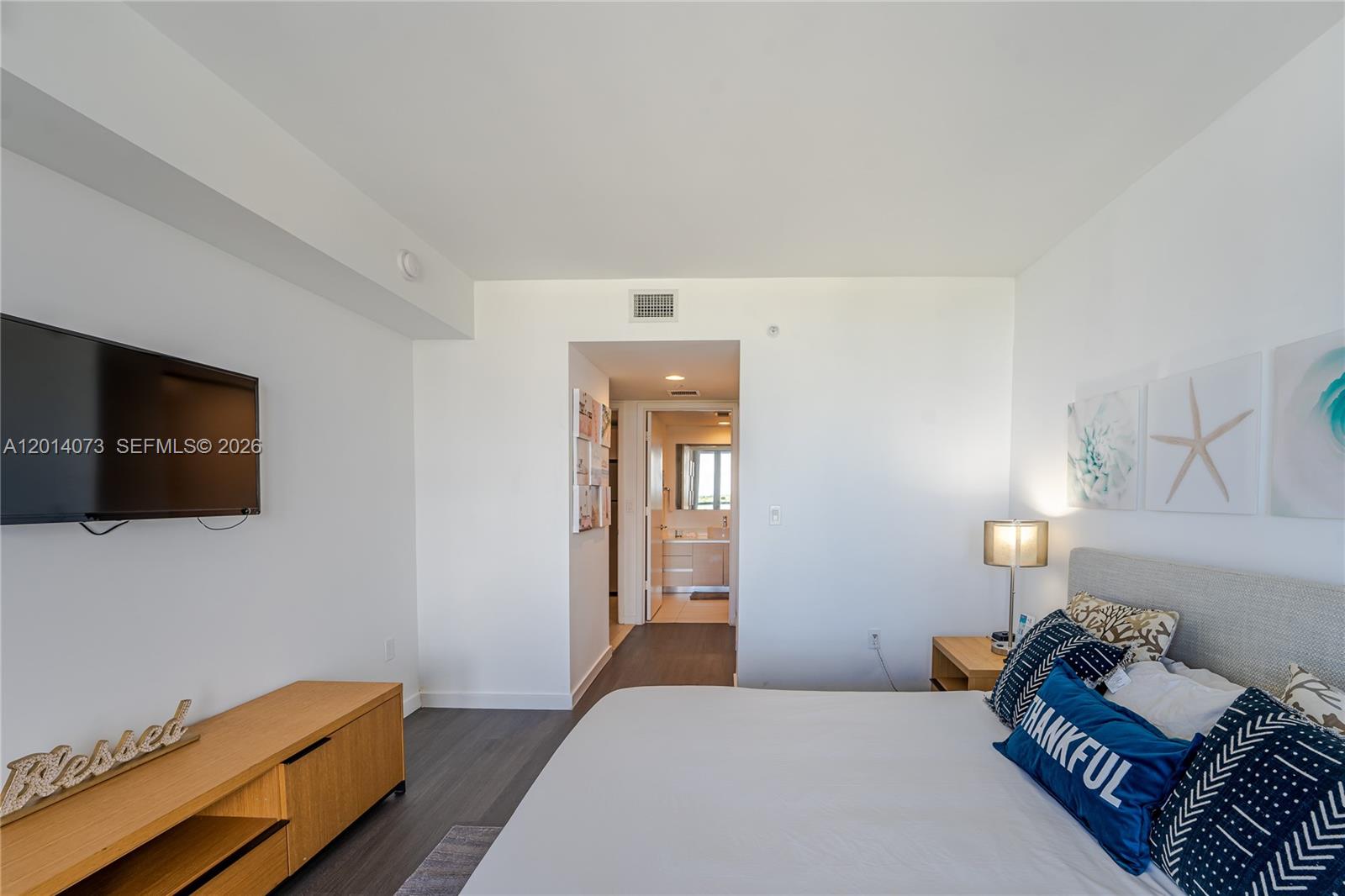 BEACHWALK CONDOMINIUM - Residential