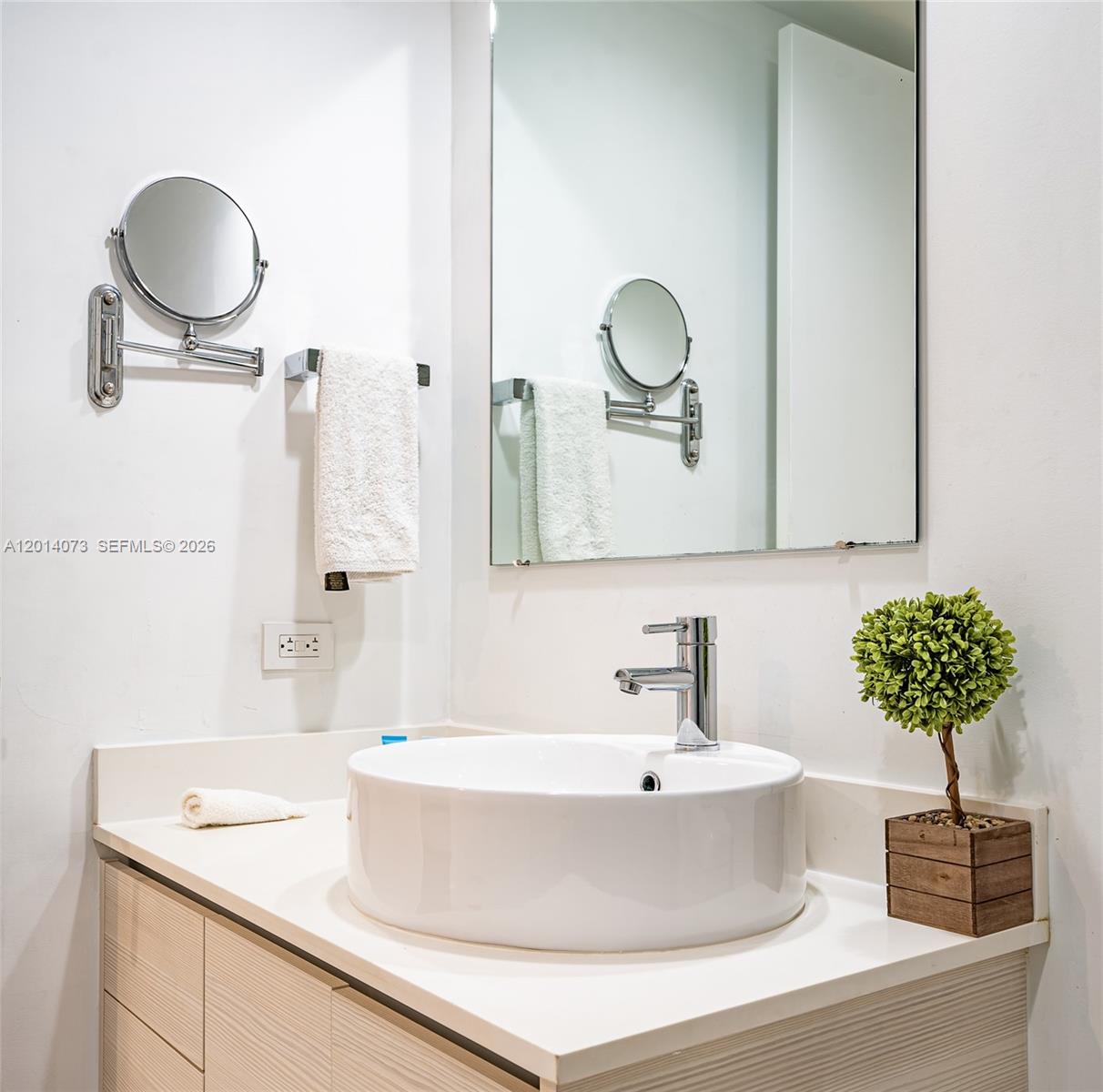 BEACHWALK CONDOMINIUM - Residential