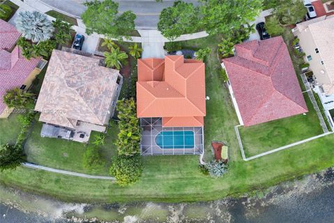 Tiny photo for 4281 Laurel Ridge Cir, Weston, FL 33331 (MLS # A12005596)