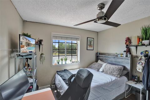 Tiny photo for 4281 Laurel Ridge Cir, Weston, FL 33331 (MLS # A12005596)