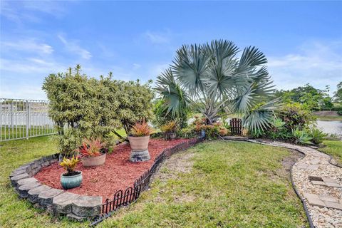 Tiny photo for 4281 Laurel Ridge Cir, Weston, FL 33331 (MLS # A12005596)