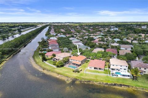 Tiny photo for 4281 Laurel Ridge Cir, Weston, FL 33331 (MLS # A12005596)